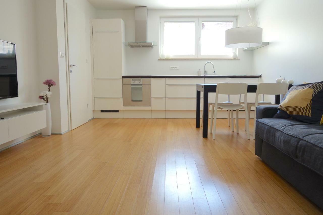 Sensei Apartment Любляна Екстериор снимка